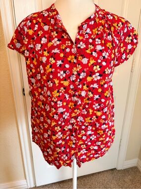 Old Navy Red Floral Button-Front Blouse with Yellow & White Accents